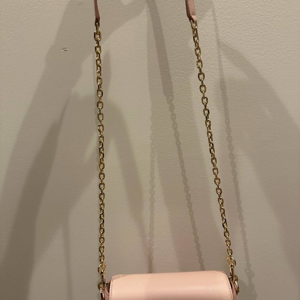 Marc Jacobs Blush Crossbody Bag with Gold Chain - Picture 4 of 4